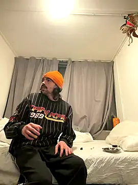 wolfwhite95 online show from 01-05-26, 10:35