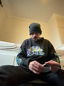 wolfwhite95 online show from 05-01-26, 12:54
