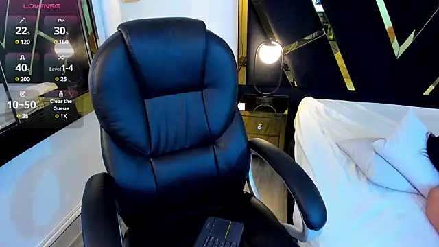 ninfomaria  online show from 02-10-25, 09:25