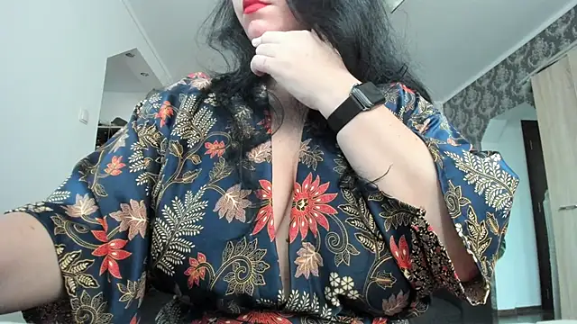 kellymorgan  online show from 12-19-24, 08:02