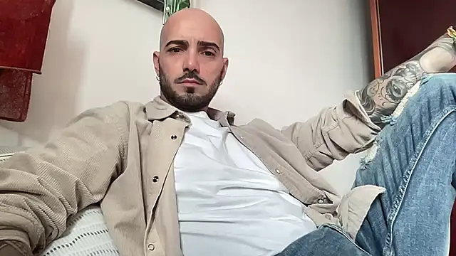 alessandromori91 online show from 03-05-26, 02:57