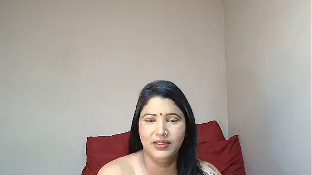 Snapshot of XIndianintimacy chatting on 01-24-25, 07:07 XIndianintimacy online show from 01-24-25, 07:07