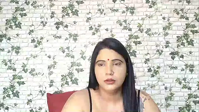 Snapshot of XIndianintimacy chatting on 02-05-25, 10:01 XIndianintimacy online show from 02-05-25, 10:01