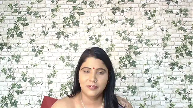 Snapshot of XIndianintimacy chatting on 02-07-25, 11:13 XIndianintimacy online show from 02-07-25, 11:13