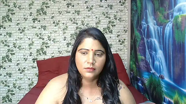 Snapshot of XIndianintimacy chatting on 02-26-25, 11:59 XIndianintimacy online show from 02-26-25, 11:59