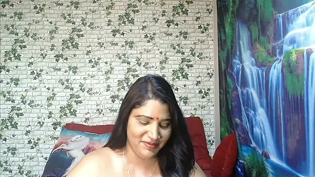 Snapshot of XIndianintimacy chatting on 03-08-25, 01:39 XIndianintimacy online show from 03-08-25, 01:39