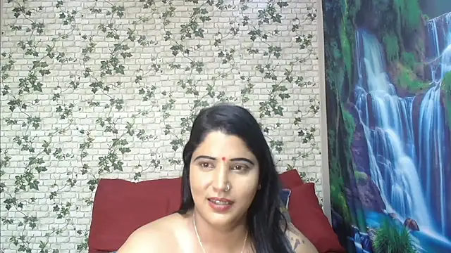 Snapshot of XIndianintimacy chatting on 03-16-25, 10:31 XIndianintimacy online show from 03-16-25, 10:31