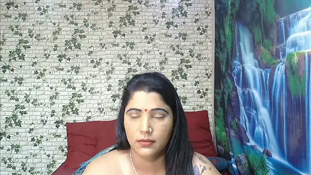 Snapshot of XIndianintimacy chatting on 03-21-25, 07:35 XIndianintimacy online show from 03-21-25, 07:35