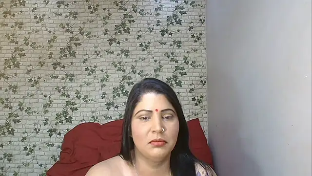 Snapshot of XIndianintimacy chatting on 09-25-25, 07:50 XIndianintimacy online show from 09-25-25, 07:50