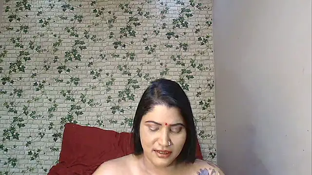 Snapshot of XIndianintimacy chatting on 10-05-25, 06:39 XIndianintimacy online show from 10-05-25, 06:39