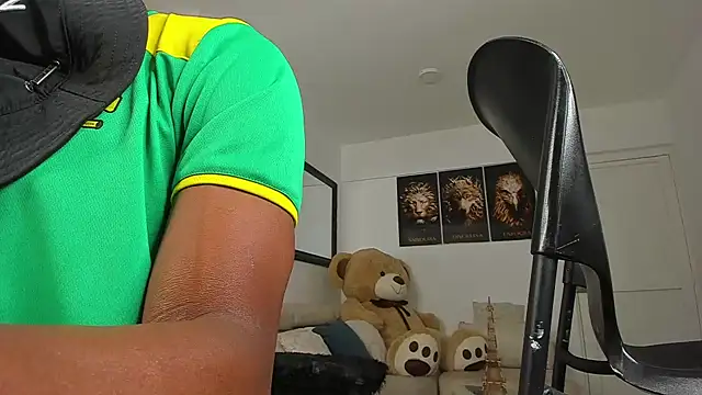 Snapshot of smit_hot_sr chatting on 12-28-24, 03:47 smit hot sr online show from 12-28-24, 03:47