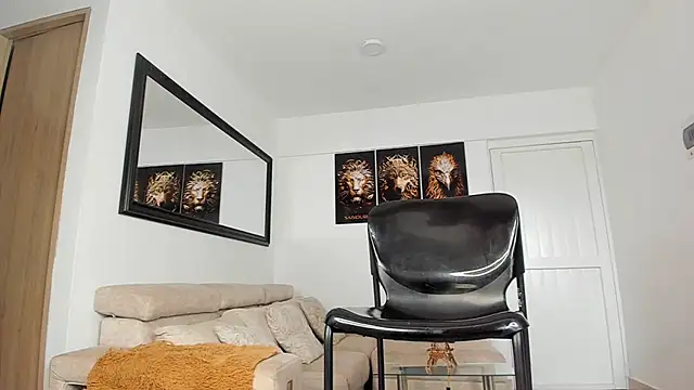 Snapshot of smit_hot_sr chatting on 03-06-25, 02:29 smit hot sr online show from 03-06-25, 02:29