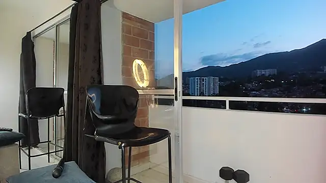 Snapshot of smit_hot_sr chatting on 09-08-25, 11:15 smit hot sr online show from 09-08-25, 11:15