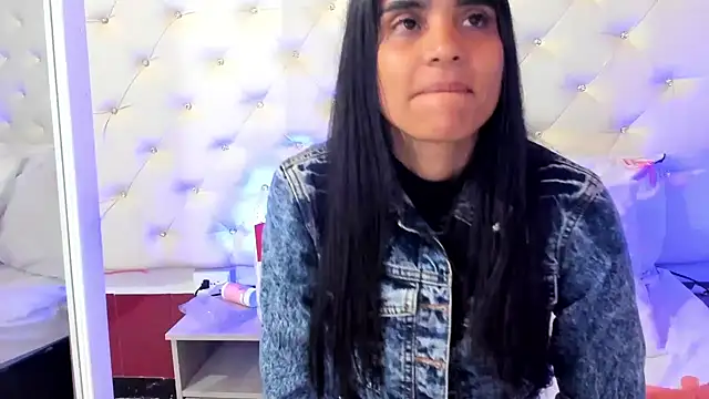 sophie pariss online show from 03-07-25, 07:08