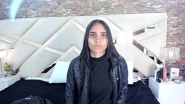 sophie pariss online show from 09-13-25, 04:23