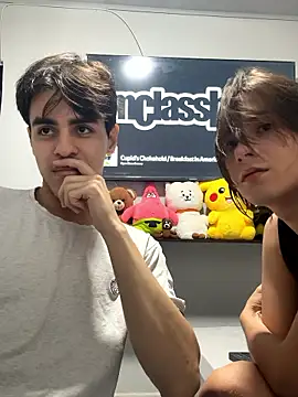 Alex and Fabian online show from 01-13-26, 03:56