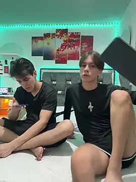 Alex and Fabian online show from 04-23-26, 03:19