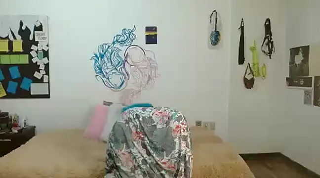 Snapshot of fenixmfx19 chatting on 01-13-25, 10:13 fenixmfx19 online show from 01-13-25, 10:13