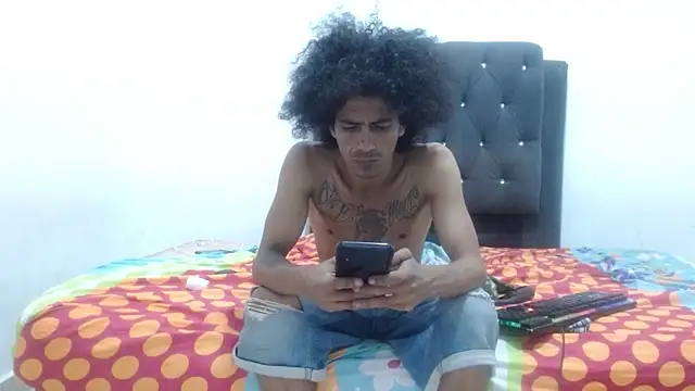 Snapshot of damian_bottom_bigcock chatting on 01-28-25, 11:50 damian bottom bigcock online show from 01-28-25, 11:50