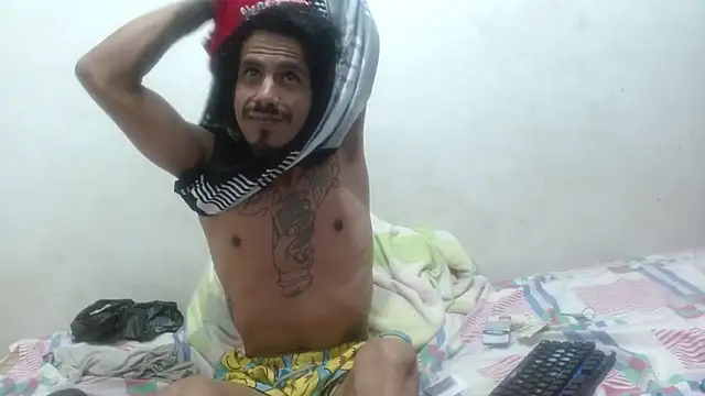 Snapshot of damian_bottom_bigcock chatting on 03-21-25, 11:23 damian bottom bigcock online show from 03-21-25, 11:23