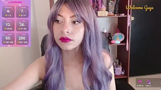 Snapshot of Celeste_Ford_18 chatting on 03-19-25, 03:19 Celeste Ford 18 online show from 03-19-25, 03:19