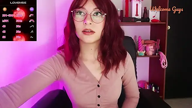 Snapshot of Celeste_Ford_18 chatting on 12-14-25, 08:35 Celeste Ford 18 online show from 12-14-25, 08:35