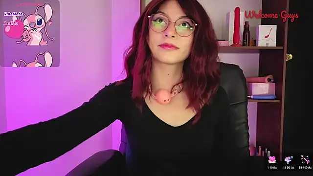 Snapshot of Celeste_Ford_18 chatting on 02-06-26, 01:10 Celeste Ford 18 online show from 02-06-26, 01:10