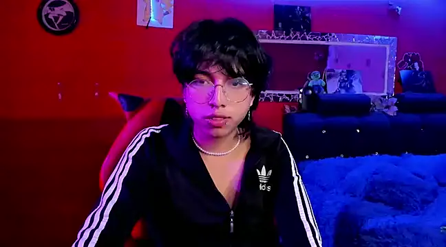 Snapshot of AnggelONfiree chatting on 12-14-24, 12:23 AnggelONfiree online show from 12-14-24, 12:23