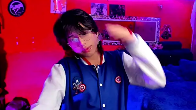 Snapshot of AnggelONfiree chatting on 01-15-25, 01:23 AnggelONfiree online show from 01-15-25, 01:23