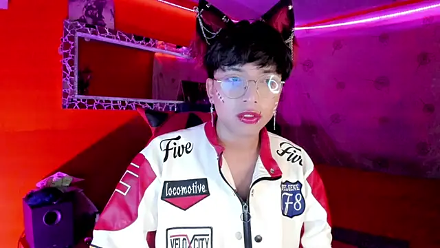 Snapshot of AnggelONfiree chatting on 10-12-25, 04:22 AnggelONfiree online show from 10-12-25, 04:22