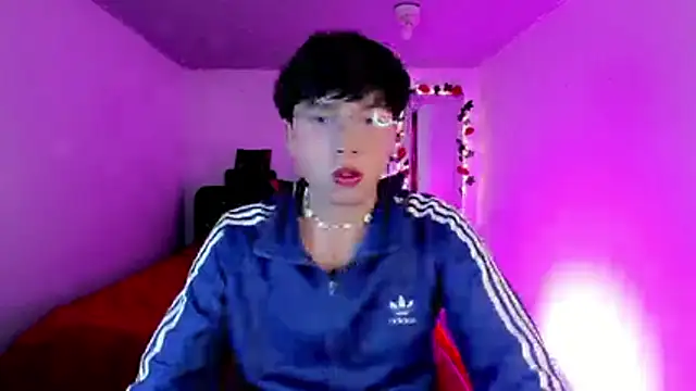 Snapshot of AnggelONfiree chatting on 12-03-25, 08:40 AnggelONfiree online show from 12-03-25, 08:40