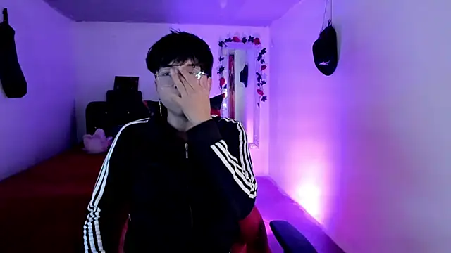 Snapshot of AnggelONfiree chatting on 01-10-26, 03:19 AnggelONfiree online show from 01-10-26, 03:19