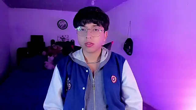 Snapshot of AnggelONfiree chatting on 02-14-26, 11:56 AnggelONfiree online show from 02-14-26, 11:56