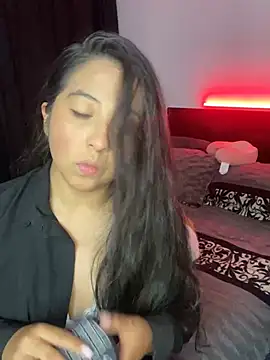 Isa bel online show from 03-13-25, 02:27