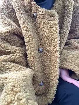 Snapshot of moneymaker_taipei chatting on 02-27-26, 12:32 moneymaker taipei online show from 02-27-26, 12:32