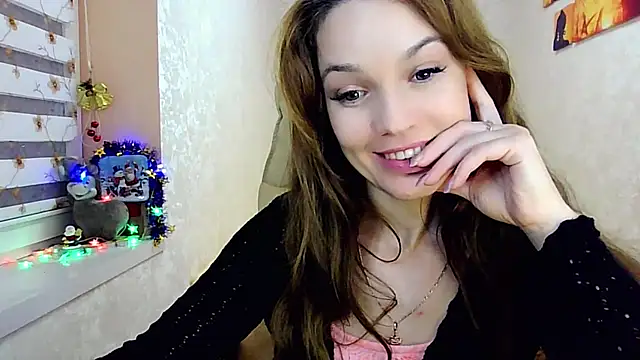 impossibleluna online show from 12-18-24, 04:39