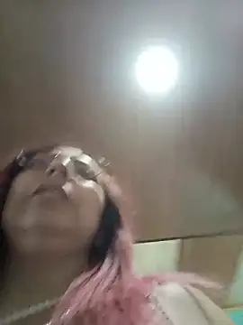 madelaine- online show from 07-27-26, 06:37