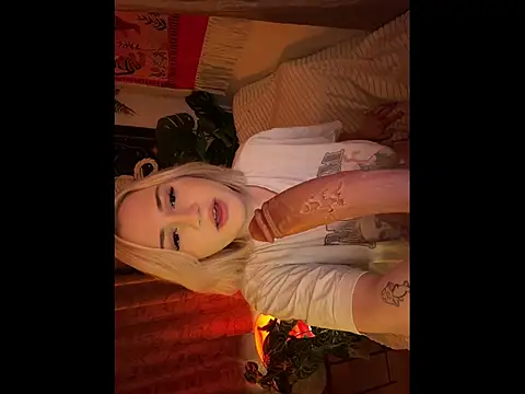 DaisyBooom online show from 04-24-26, 06:21