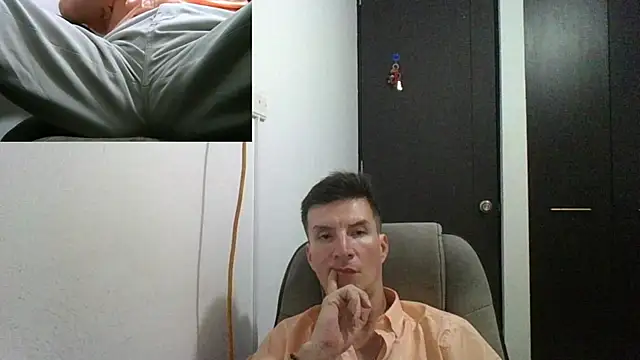 Snapshot of fieryloves chatting on 12-20-24, 11:16 fieryloves online show from 12-20-24, 11:16