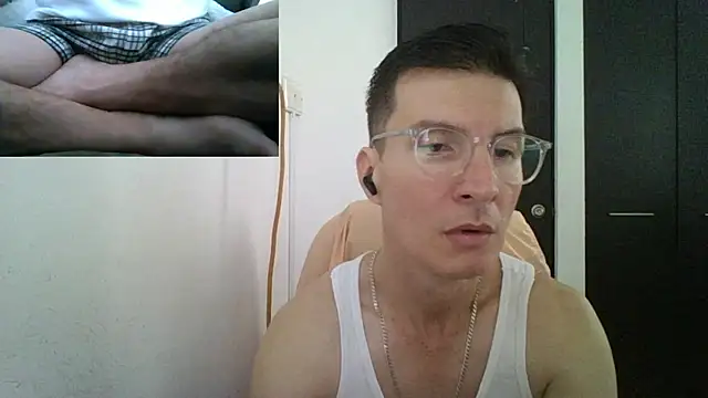 Snapshot of fieryloves chatting on 12-22-24, 02:06 fieryloves online show from 12-22-24, 02:06