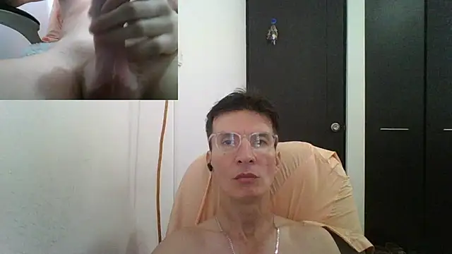Snapshot of fieryloves chatting on 12-28-24, 05:25 fieryloves online show from 12-28-24, 05:25