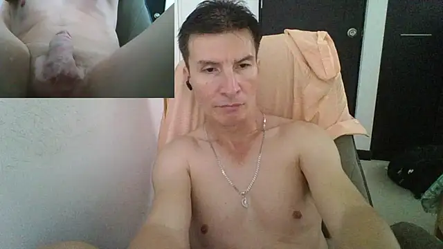 Snapshot of fieryloves chatting on 01-01-25, 07:32 fieryloves online show from 01-01-25, 07:32