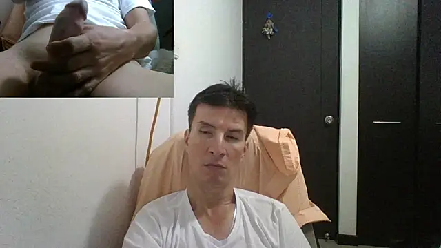Snapshot of fieryloves chatting on 01-01-25, 10:56 fieryloves online show from 01-01-25, 10:56