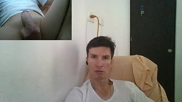 Snapshot of fieryloves chatting on 01-11-25, 09:25 fieryloves online show from 01-11-25, 09:25