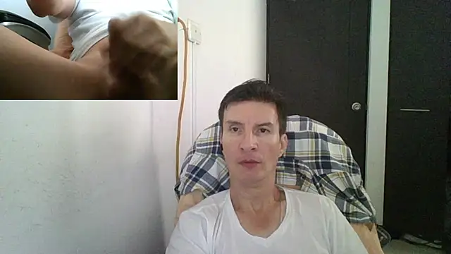Snapshot of fieryloves chatting on 01-14-25, 02:22 fieryloves online show from 01-14-25, 02:22
