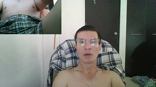 Snapshot of fieryloves chatting on 01-17-25, 02:28 fieryloves online show from 01-17-25, 02:28
