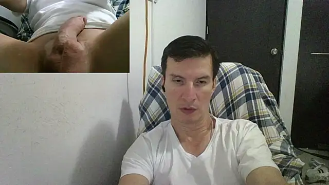 Snapshot of fieryloves chatting on 01-21-25, 02:54 fieryloves online show from 01-21-25, 02:54