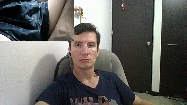 Snapshot of fieryloves chatting on 01-23-25, 11:05 fieryloves online show from 01-23-25, 11:05