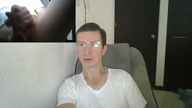 Snapshot of fieryloves chatting on 02-10-25, 12:50 fieryloves online show from 02-10-25, 12:50