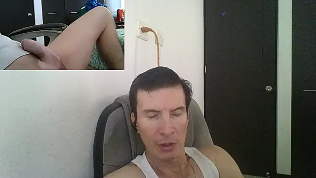 Snapshot of fieryloves chatting on 02-12-25, 01:59 fieryloves online show from 02-12-25, 01:59